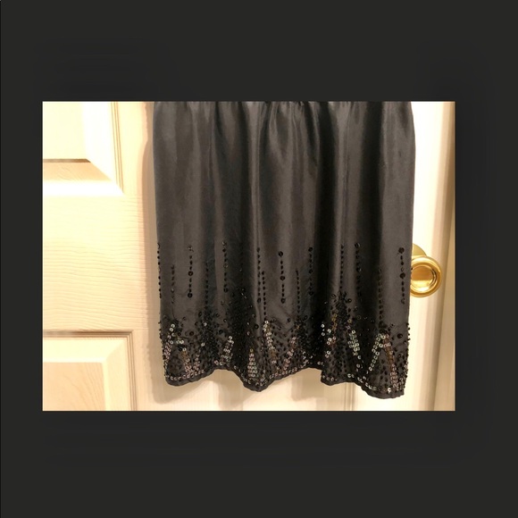 Black silk tank top - Picture 3 of 6